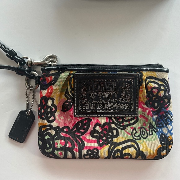 COACH wristlet - Picture 1 of 2